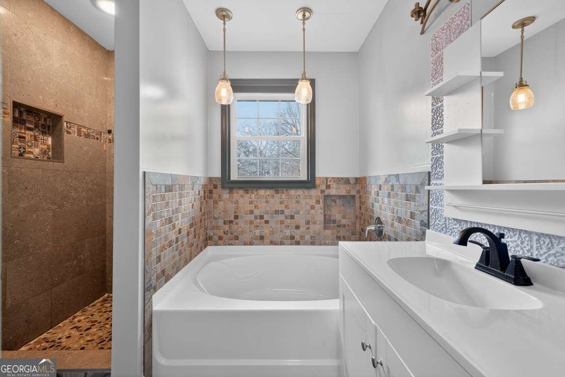 1180 Robert Hardeman Road Winterville - Photo 21