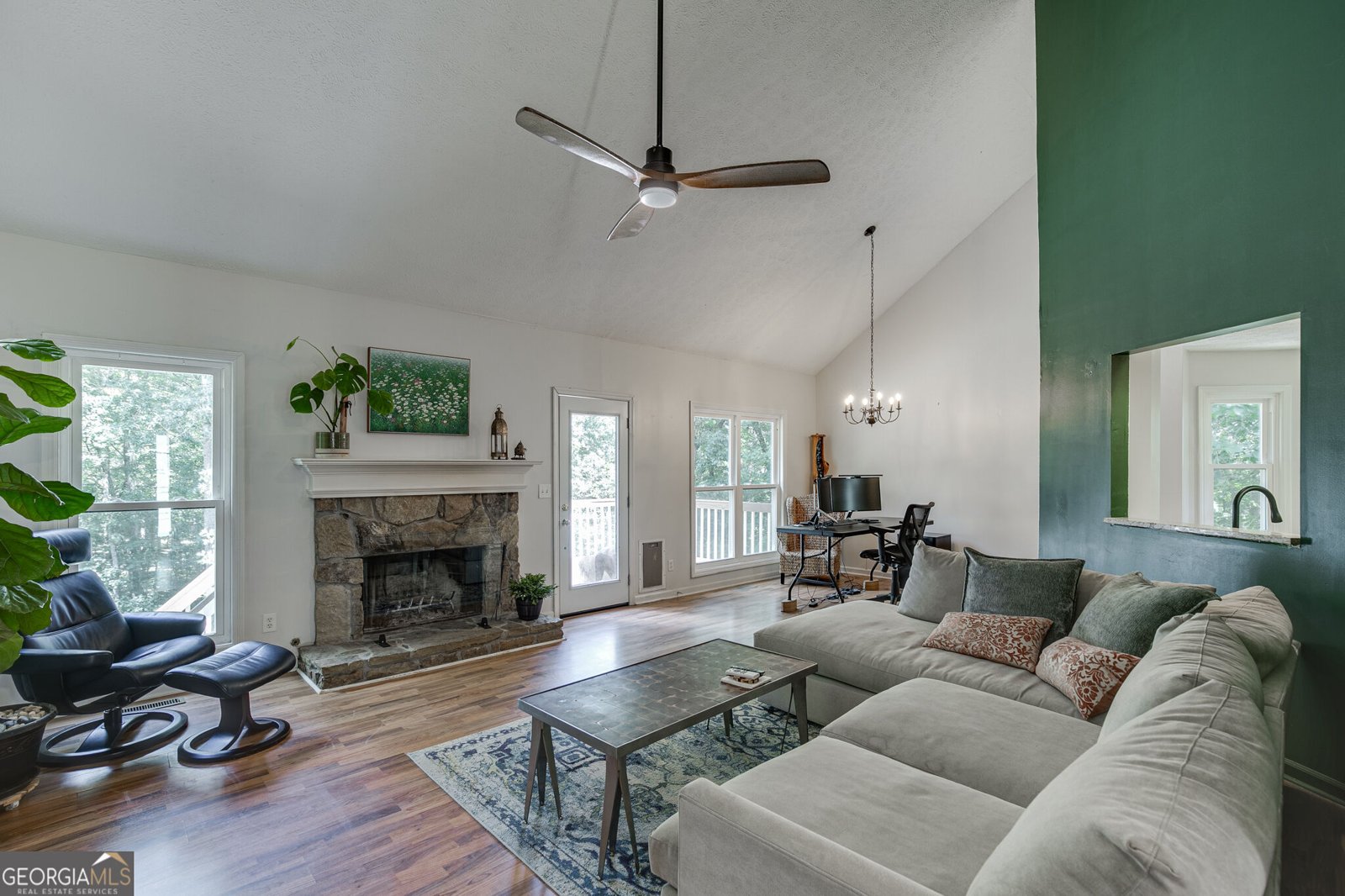 6447 Ivy Springs Drive Flowery Branch - Photo 9