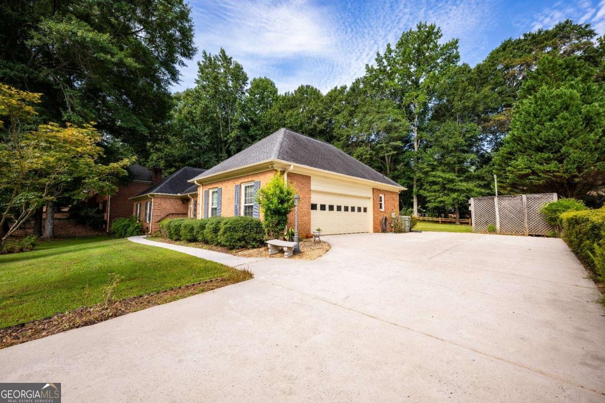 341 Chesterfield Road Bogart - Photo 11