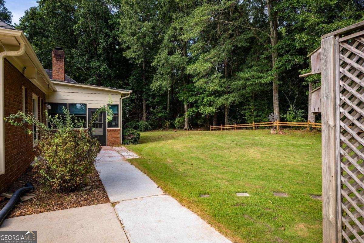 341 Chesterfield Road Bogart - Photo 12