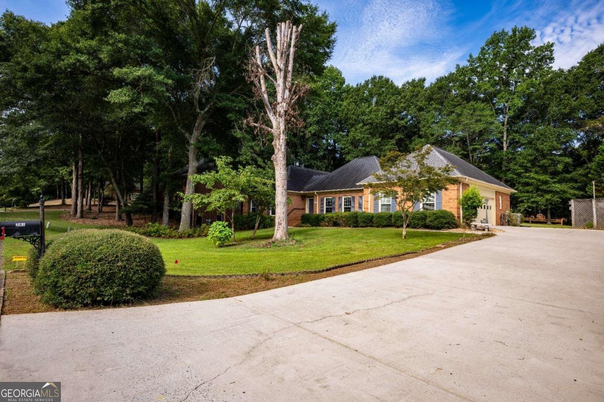 341 Chesterfield Road Bogart - Photo 8