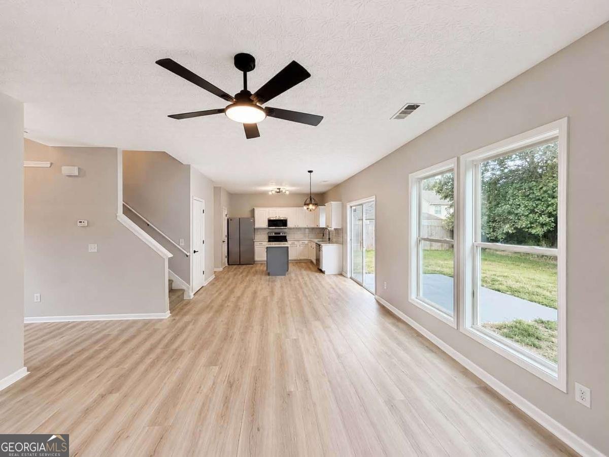 1705 Chinaberry Court Stockbridge - Photo 18