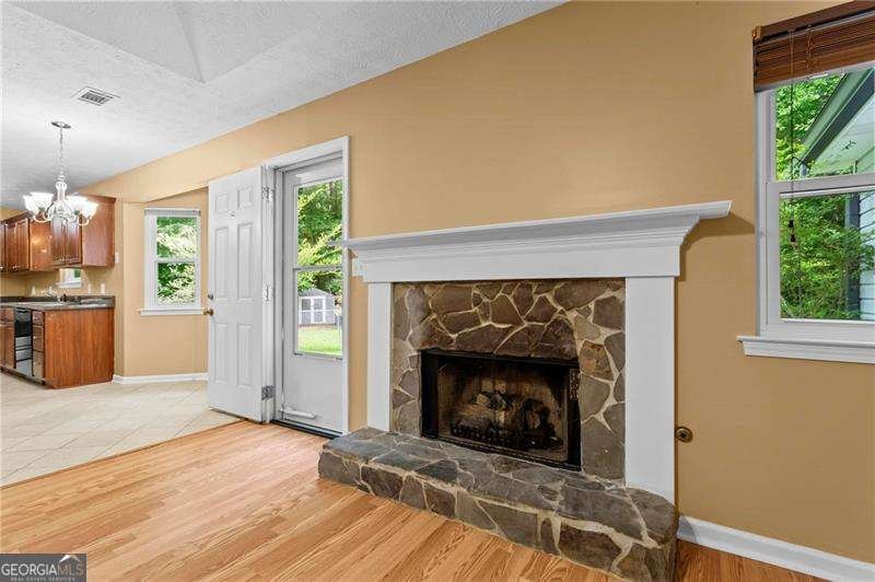163 Nicki Court Hampton - Photo 7