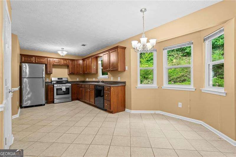 163 Nicki Court Hampton - Photo 8