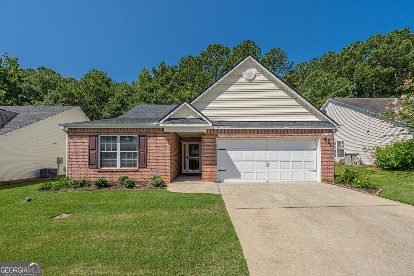 912 Village View Circle Loganville - main photo