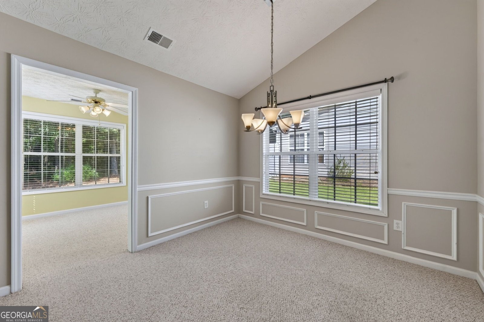 912 Village View Circle Loganville - Photo 11