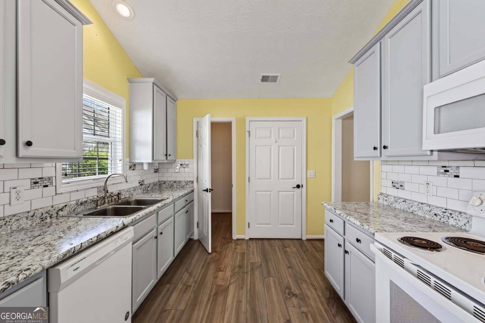 912 Village View Circle Loganville - Photo 17
