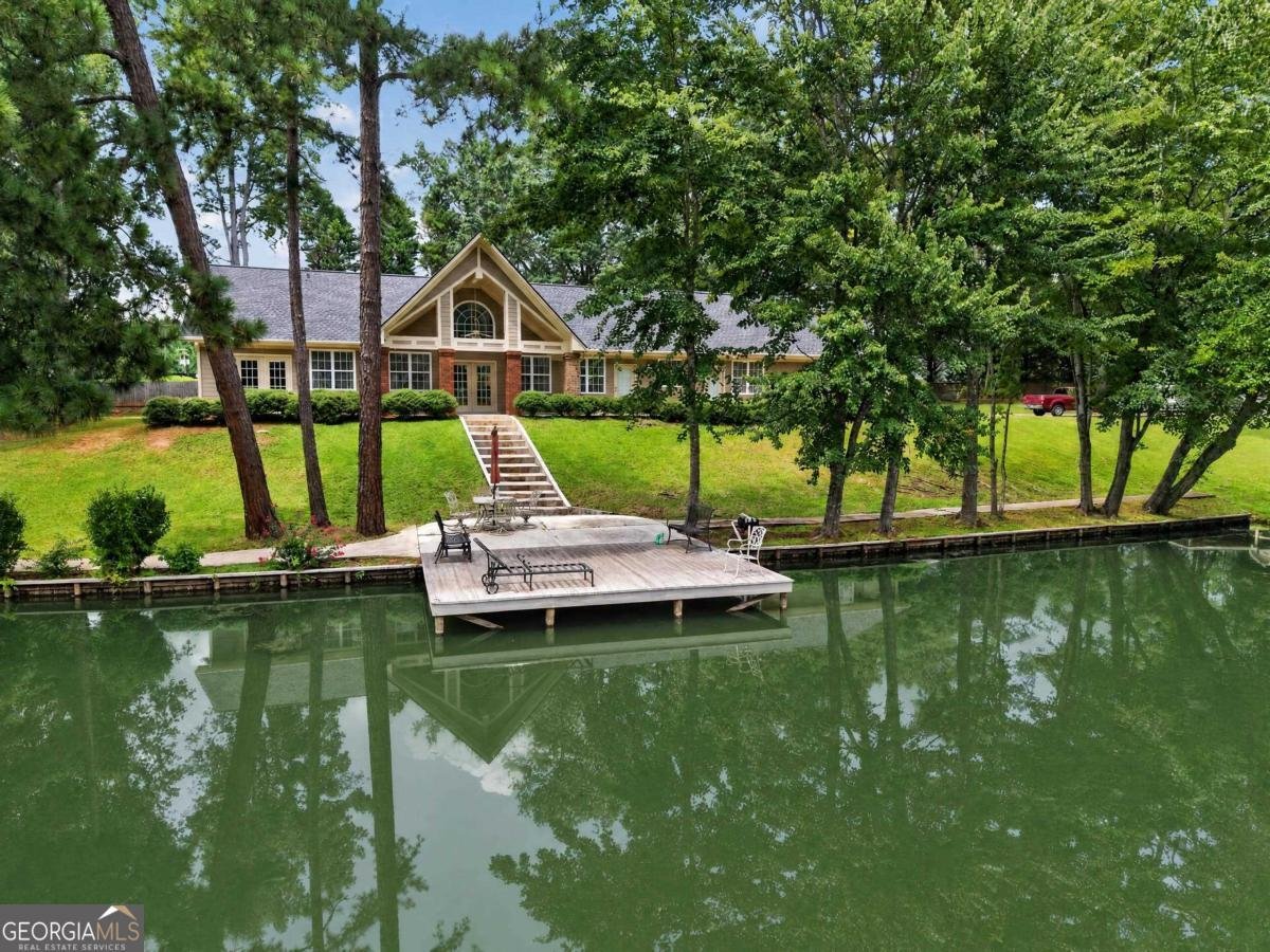 103 Hidden Lake Drive Eatonton - main photo