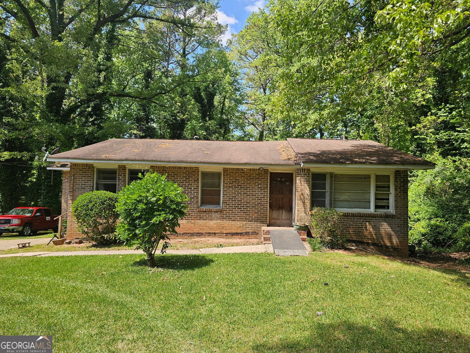 130 Ashland Drive Stockbridge - main photo