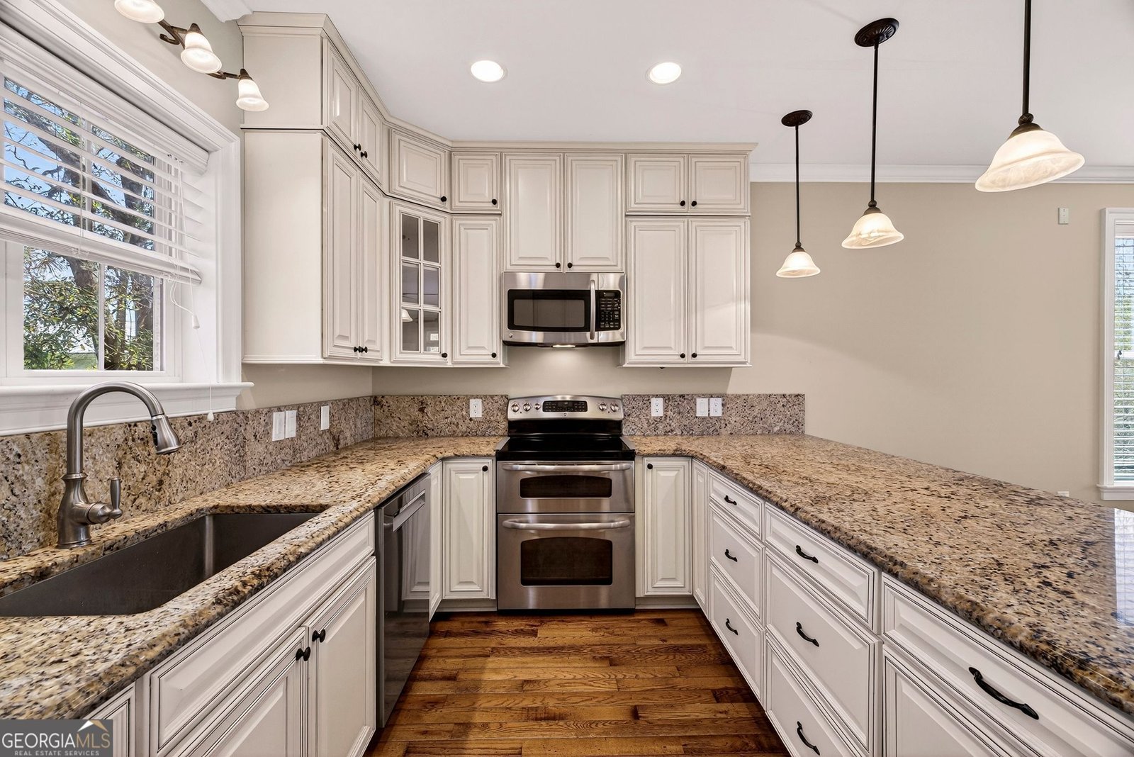 1010 Jones Avenue Tybee Island - Photo 6