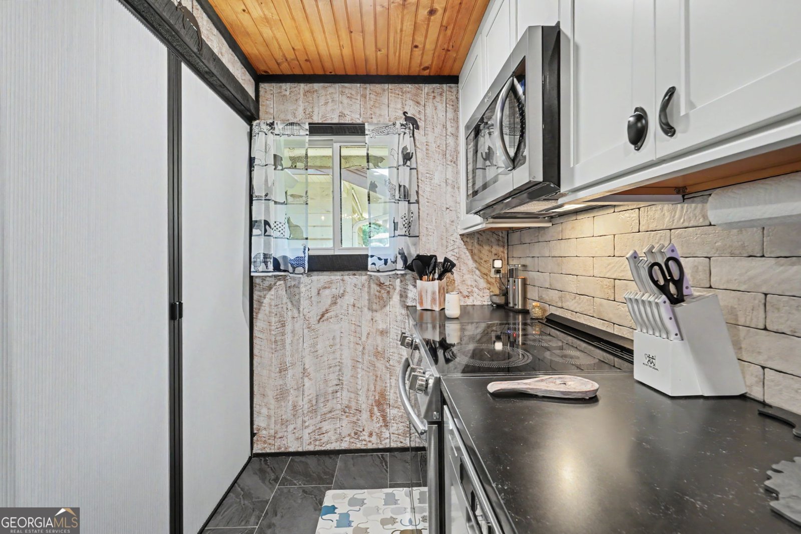 239 Shakespeare Drive Clayton - Photo 11