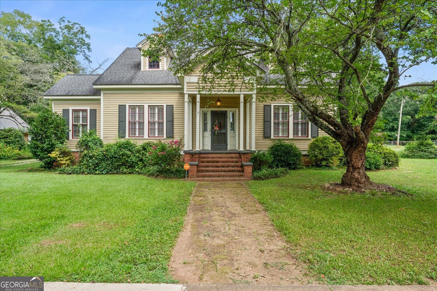 216 Laurel Avenue Greensboro - main photo