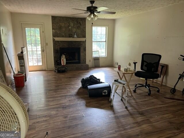 Photo 3