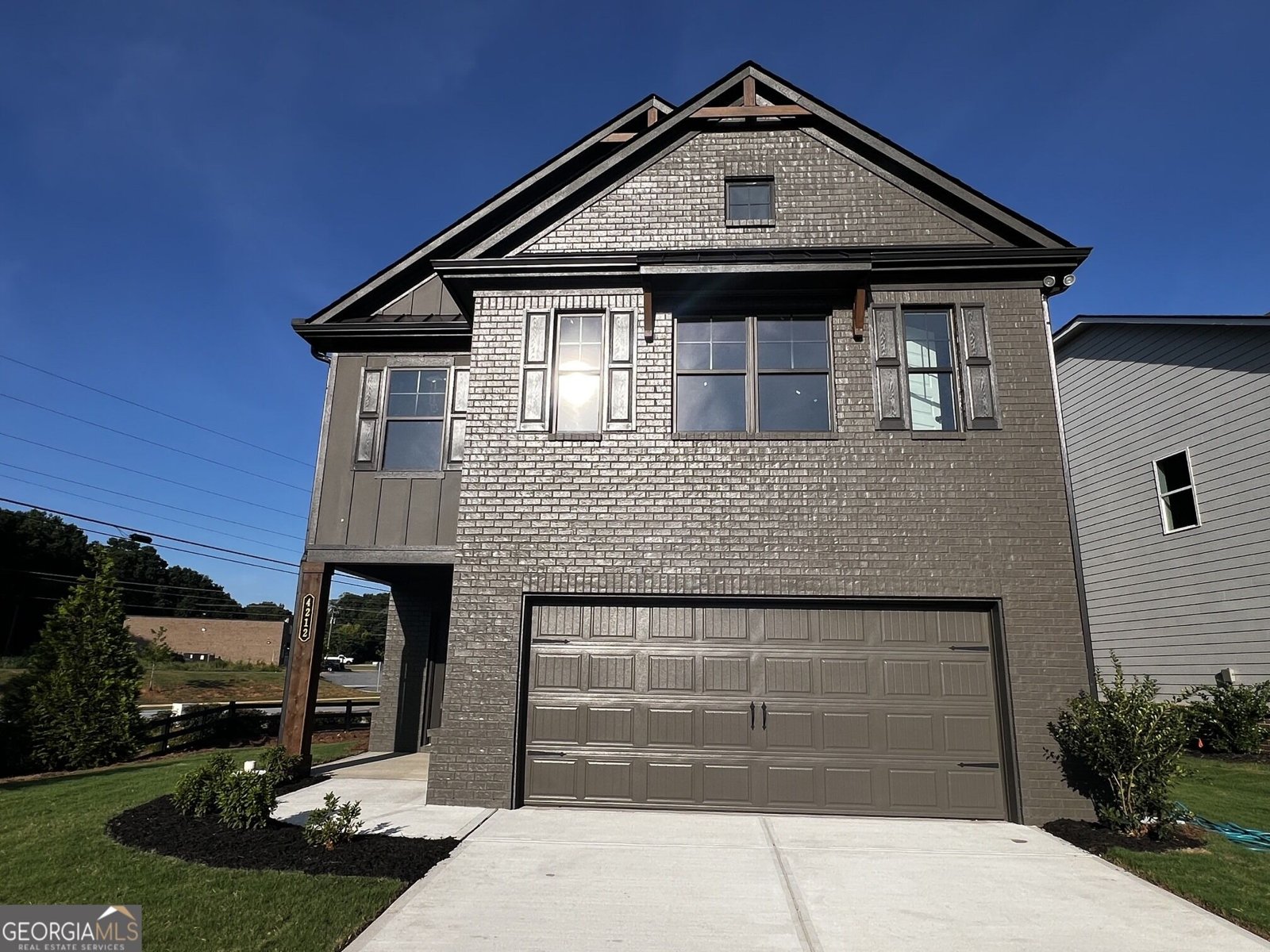 4212 Portsbrook Avenue Snellville - main photo