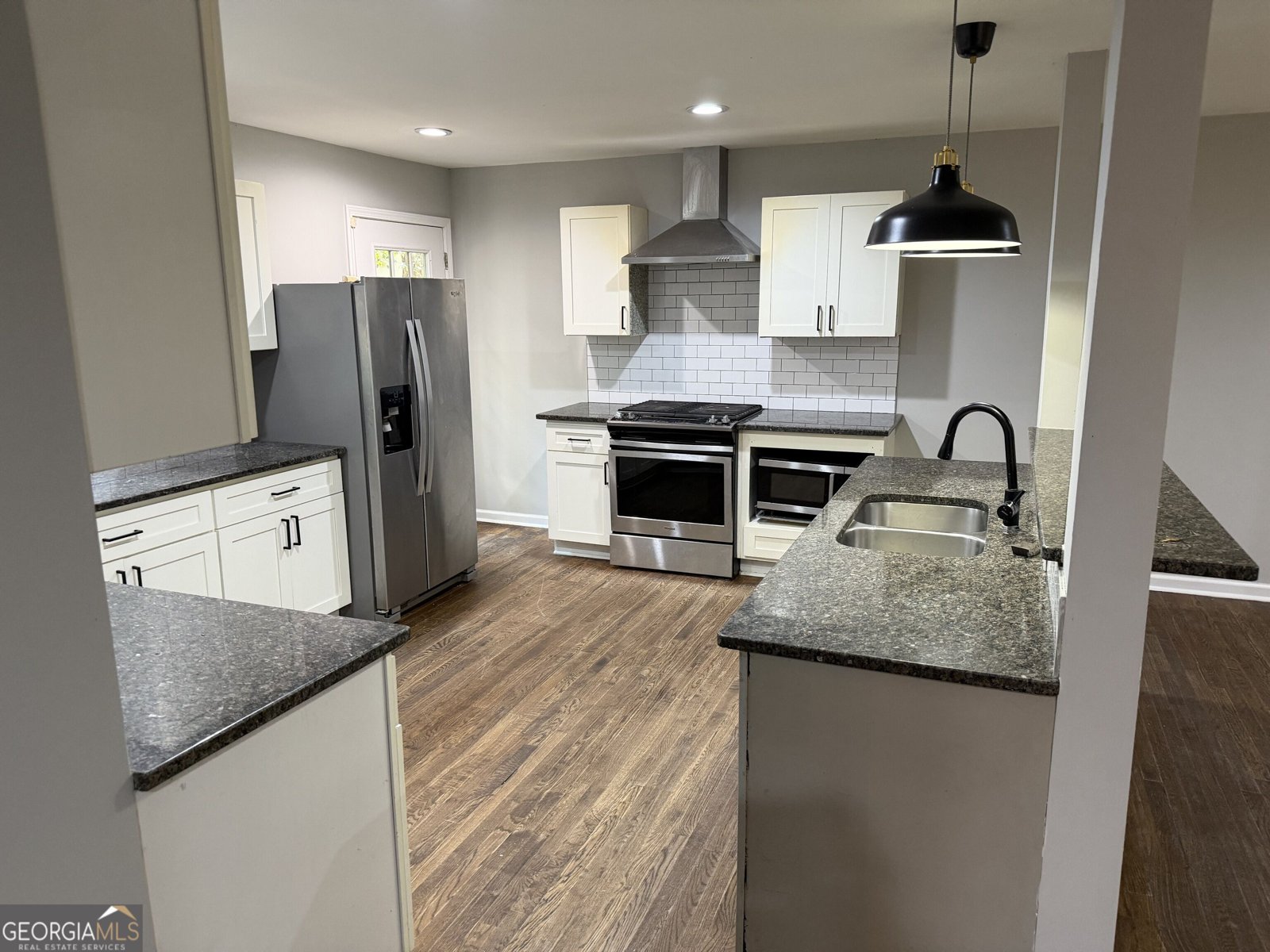 2192 Dering Circle Atlanta - Photo 8