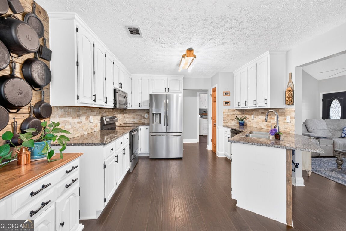1041 Matthews Way McDonough - Photo 16