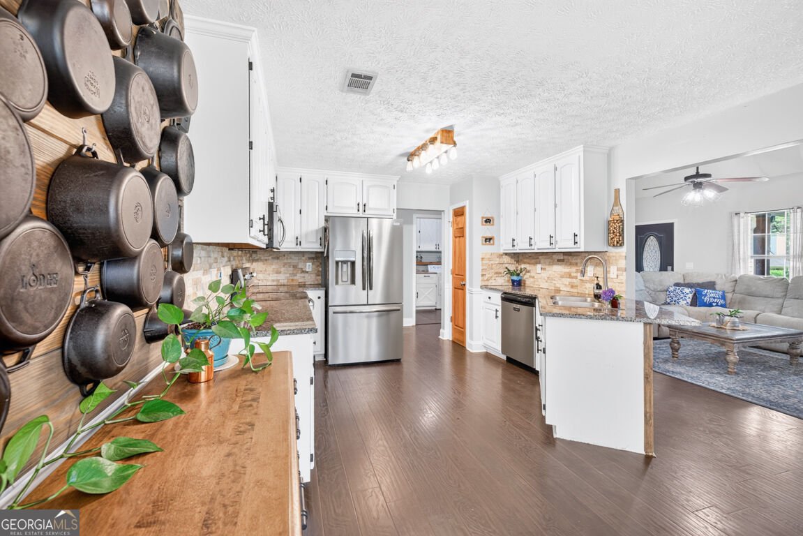 1041 Matthews Way McDonough - Photo 17