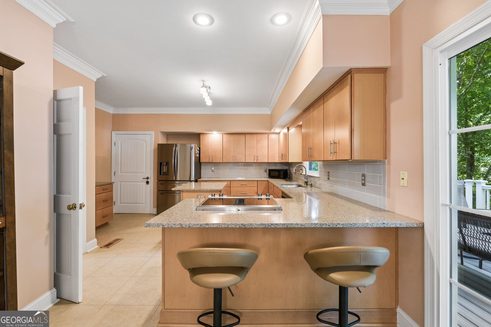 210 Wessex Court Sandy Springs - Photo 12