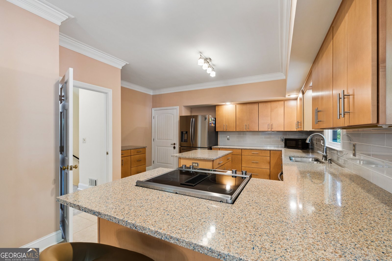 210 Wessex Court Sandy Springs - Photo 13