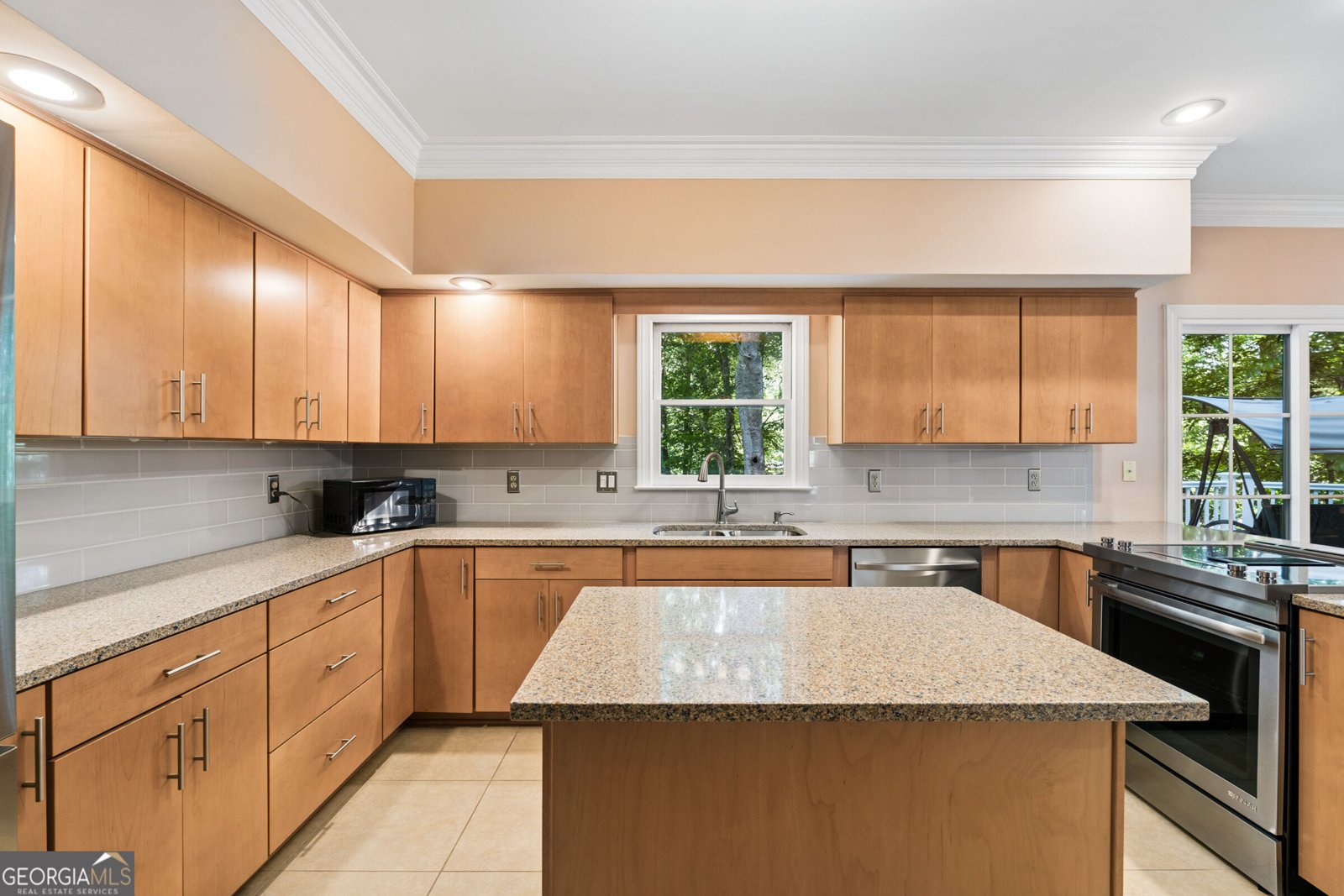210 Wessex Court Sandy Springs - Photo 16