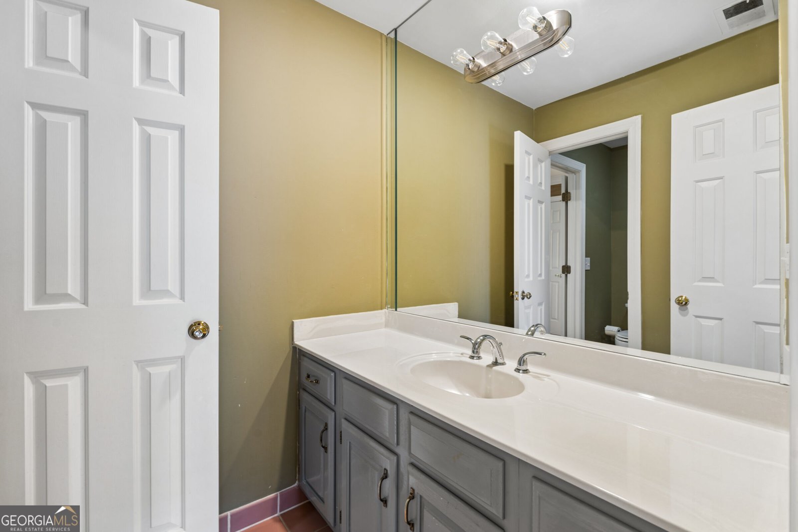 210 Wessex Court Sandy Springs - Photo 22