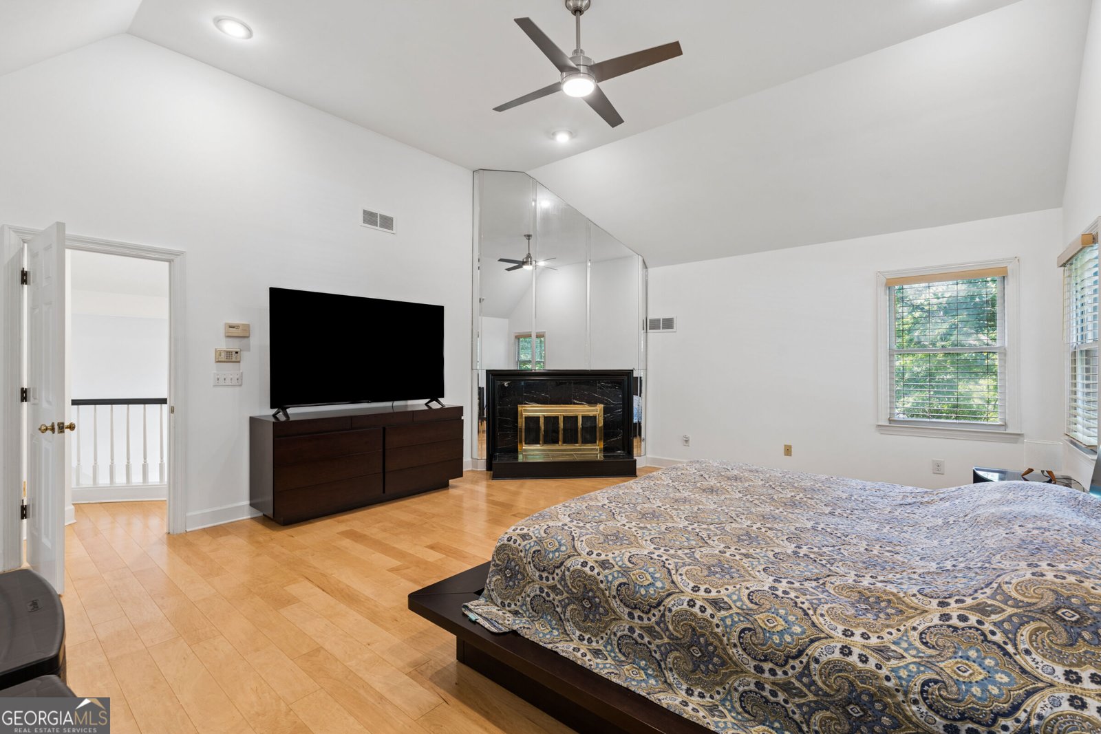 210 Wessex Court Sandy Springs - Photo 29