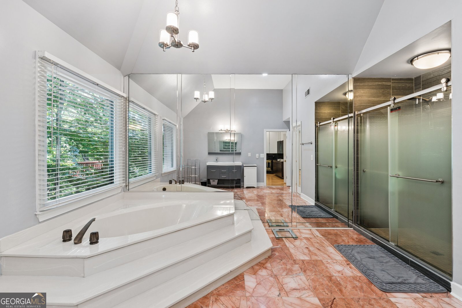 210 Wessex Court Sandy Springs - Photo 31