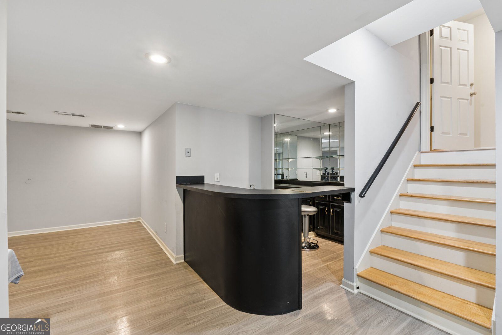 210 Wessex Court Sandy Springs - Photo 38