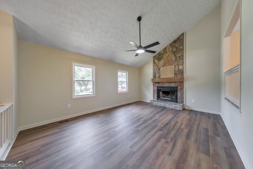 1006 Pinetree Court Powder Springs - Photo 11