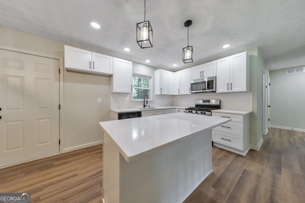 1006 Pinetree Court Powder Springs - Photo 17