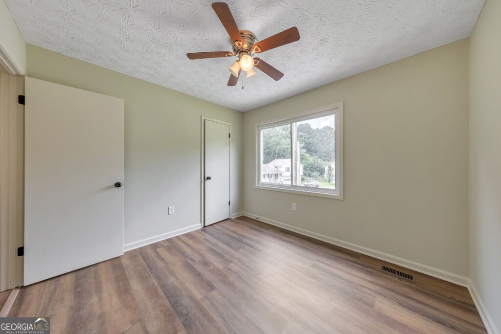 1006 Pinetree Court Powder Springs - Photo 28