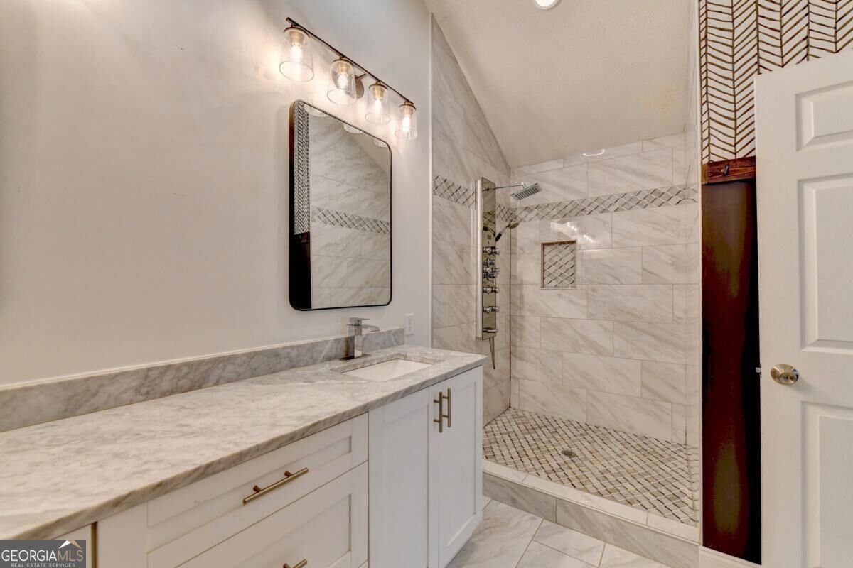 10525 Willow Meadow Circle Johns Creek - Photo 20