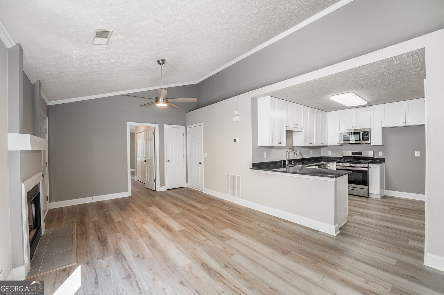 1318 Yorkshire Lane Woodstock - Photo 10