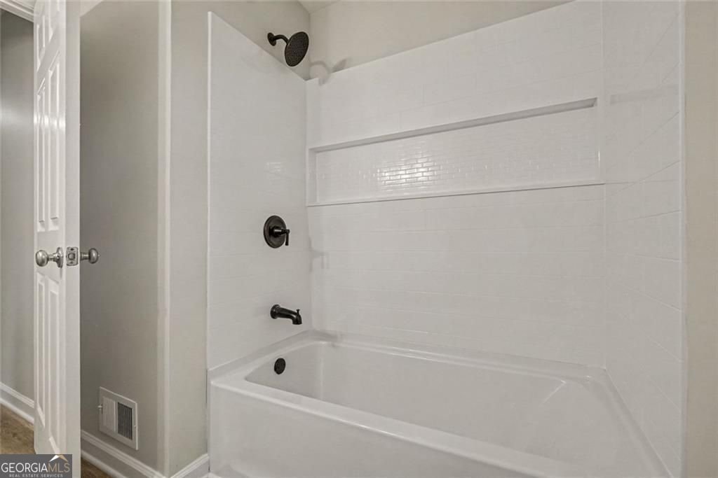 137 Farmington Drive Woodstock - Photo 13