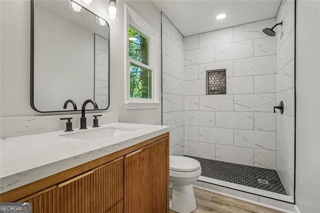 137 Farmington Drive Woodstock - Photo 9