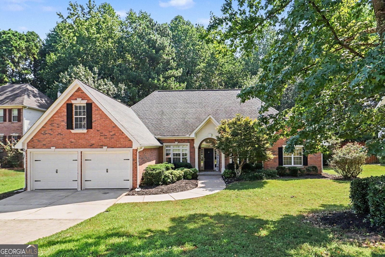 125 Brookridge Court Fayetteville - main photo