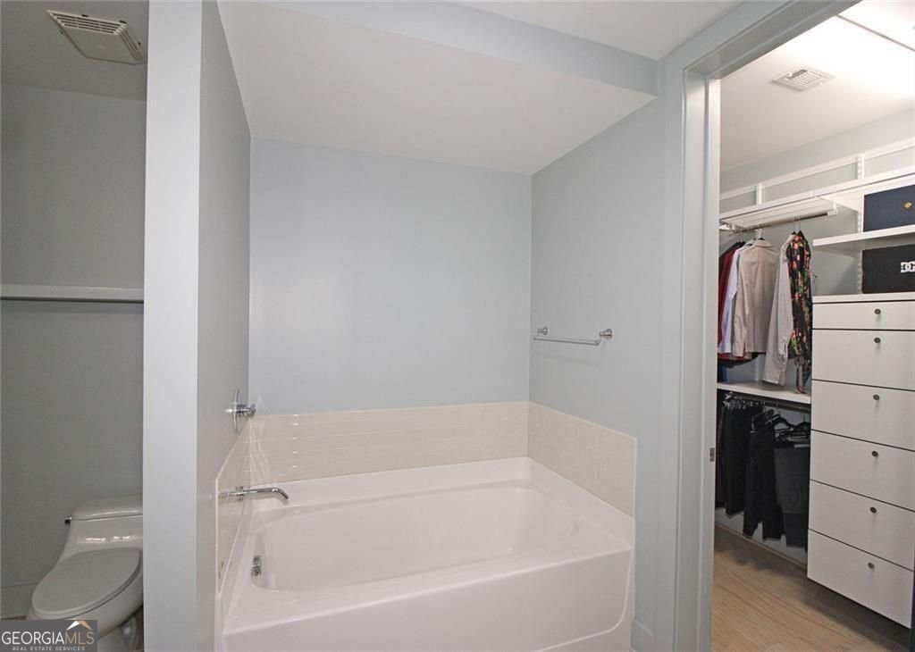 4561 Olde Perimeter Way Atlanta - Photo 19