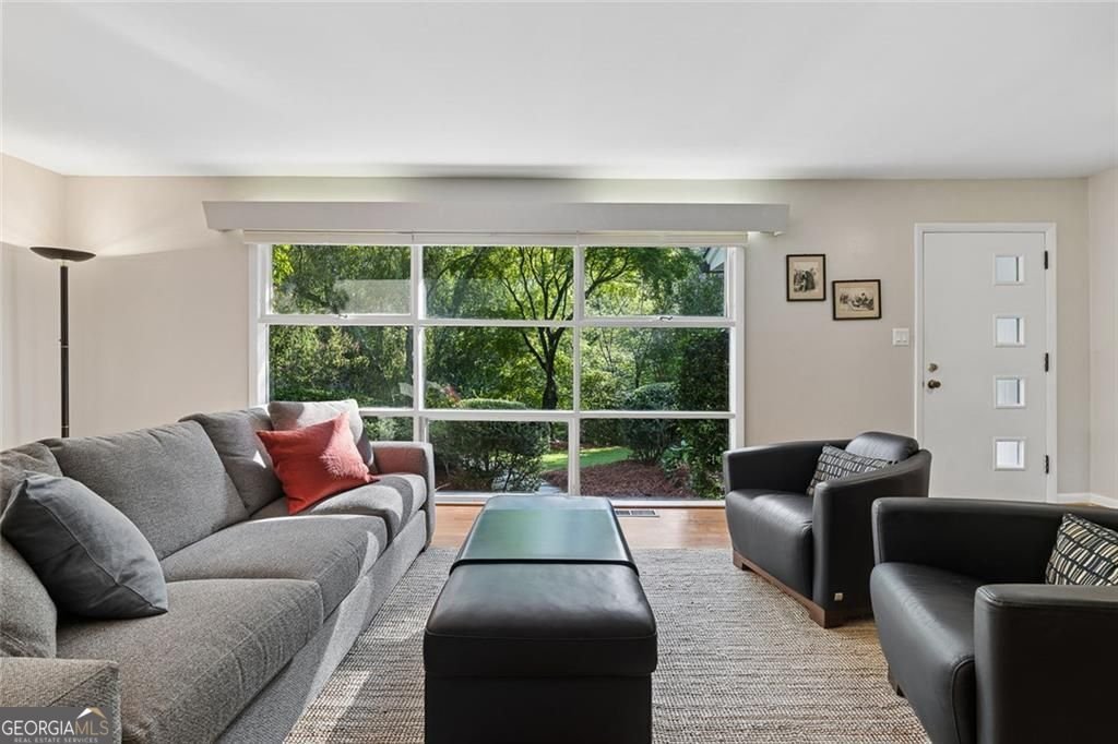 774 Briar Park Court Atlanta - Photo 10