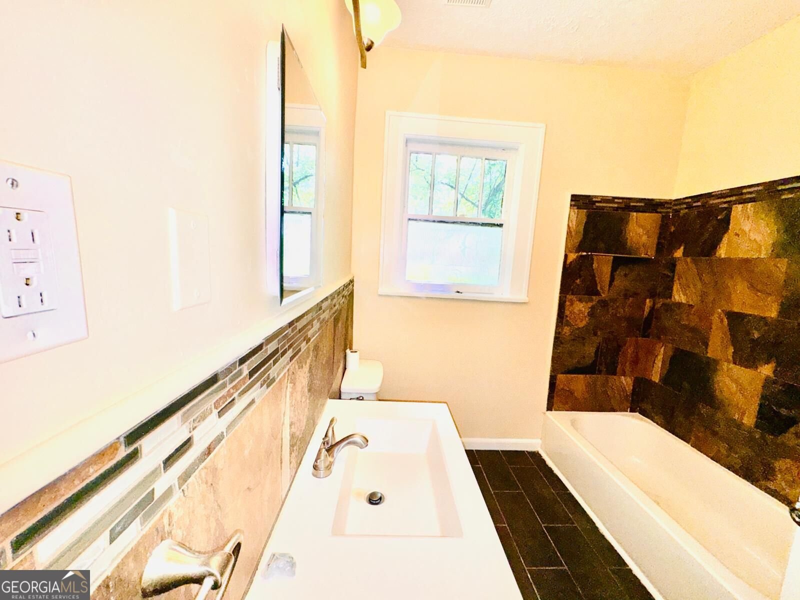 880 Cascade Avenue Atlanta - Photo 6