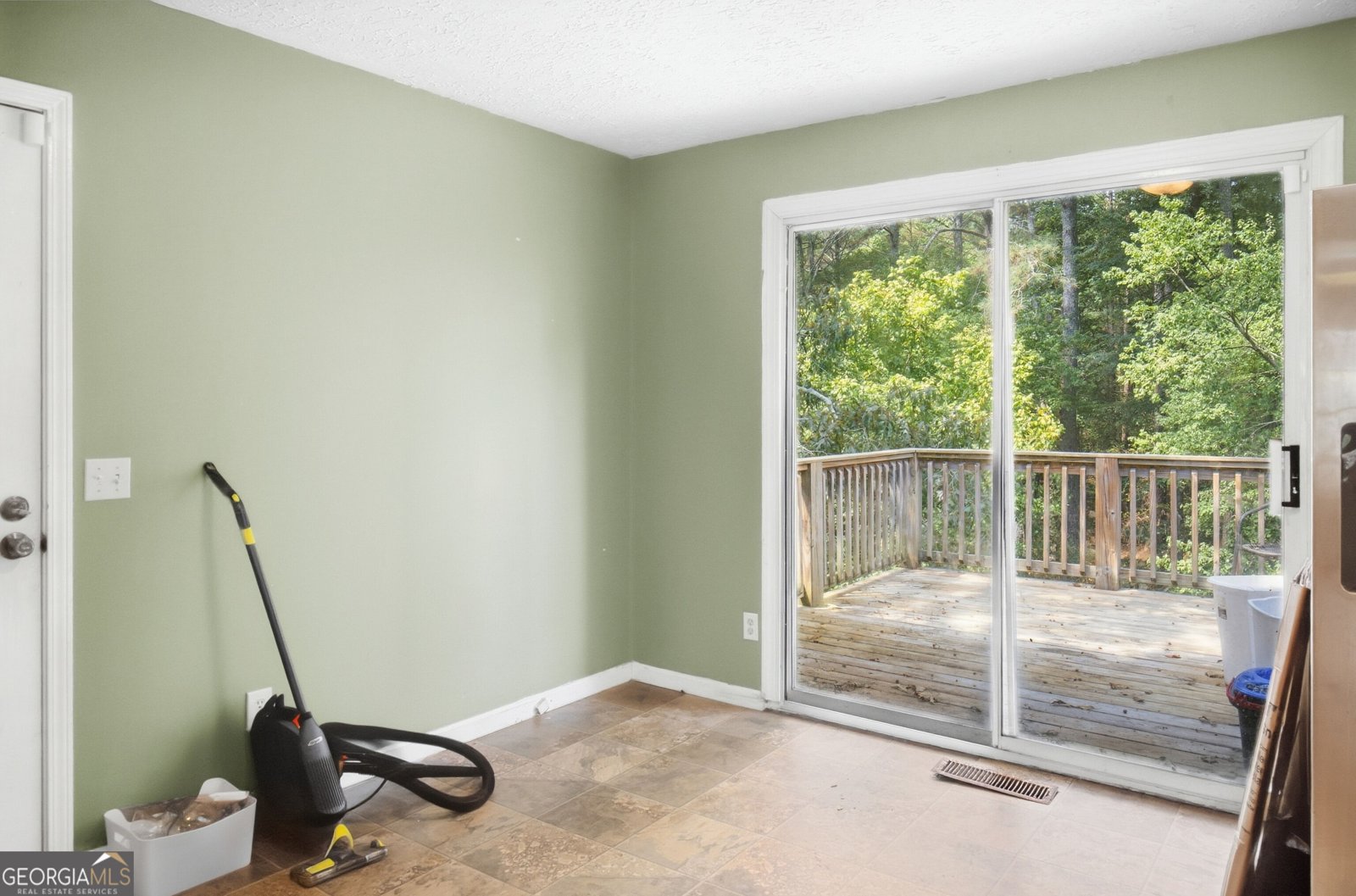 31 Rainwood Circle Silver Creek - Photo 10