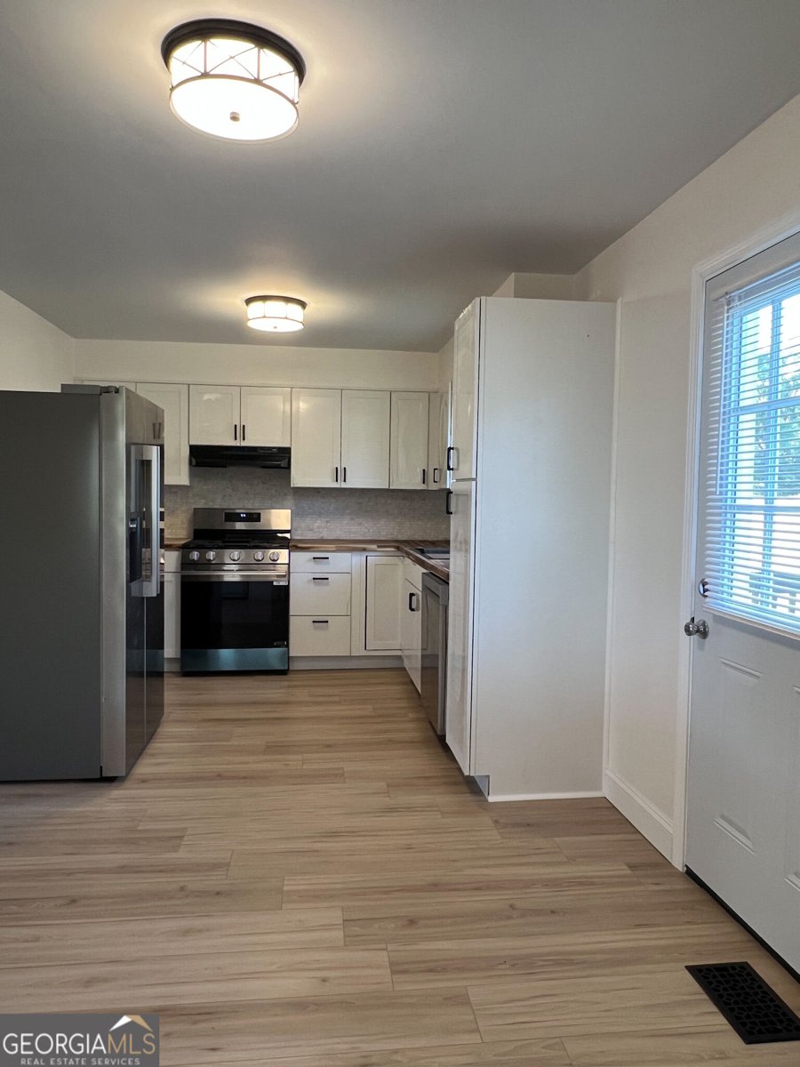 5028 Clarks Bridge Road Gainesville - Photo 11