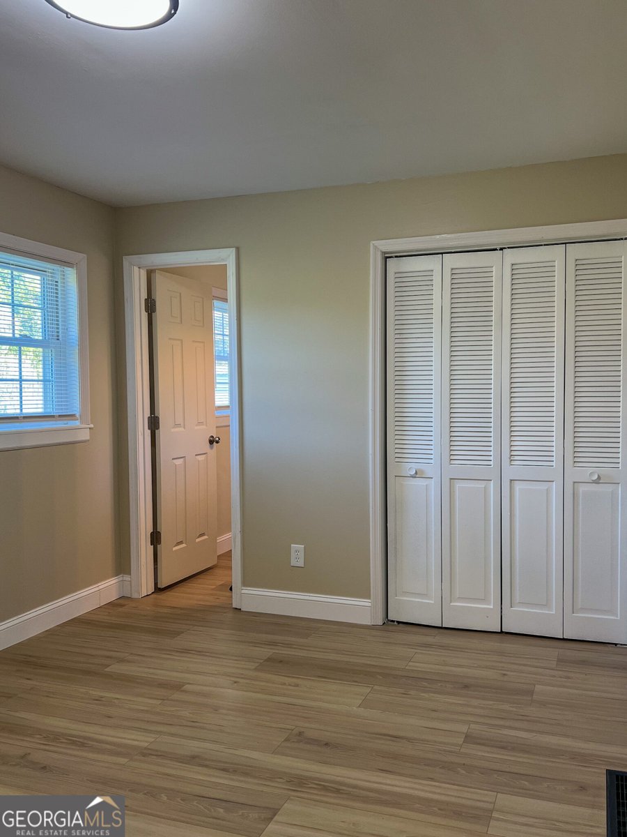 5028 Clarks Bridge Road Gainesville - Photo 13