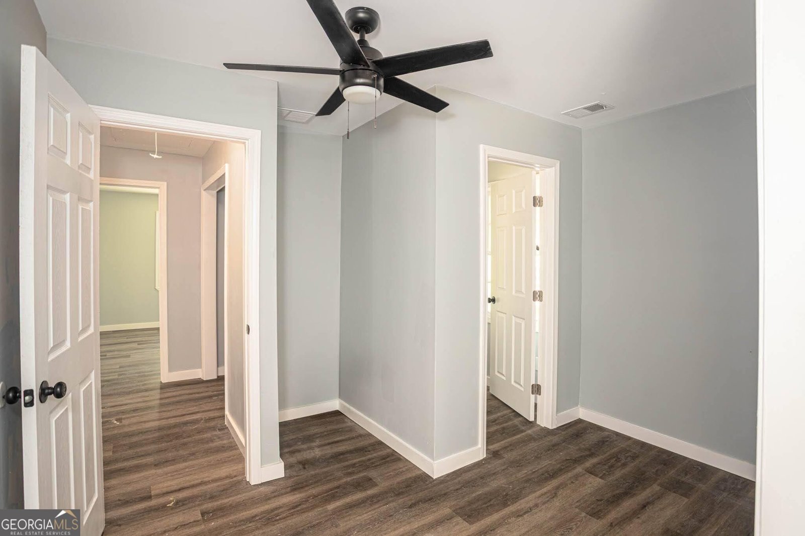 2933 Shelly Drive Atlanta - Photo 17