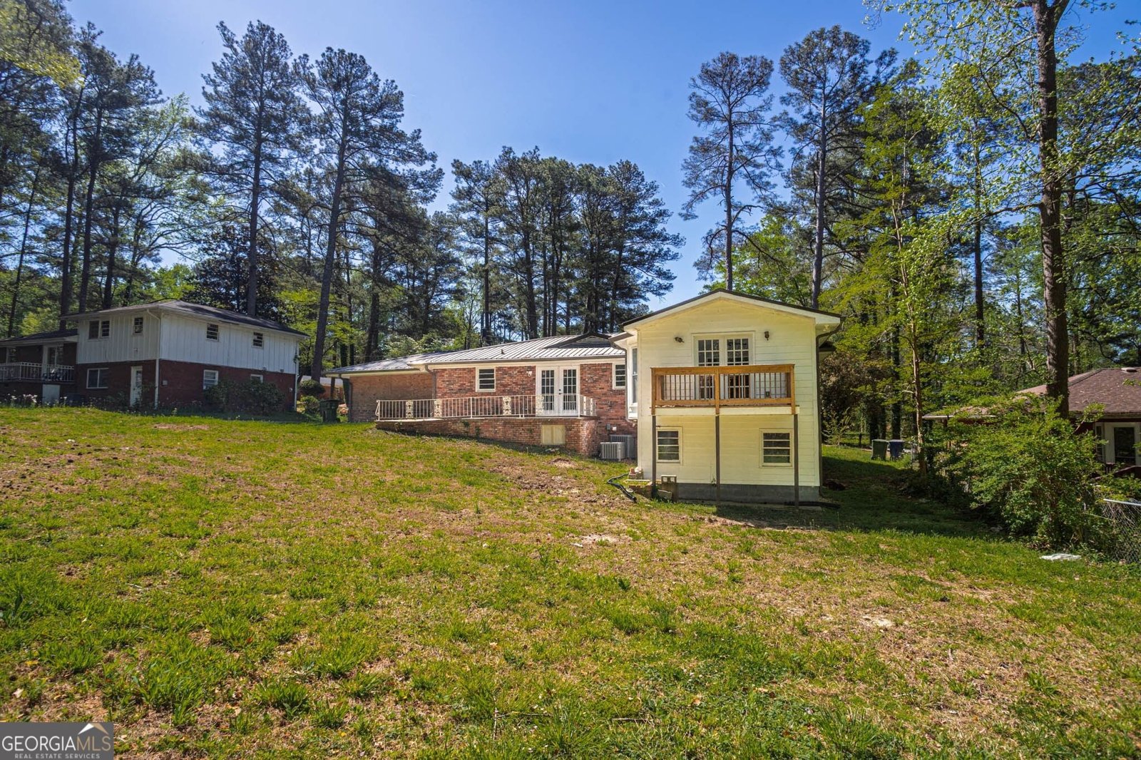 2933 Shelly Drive Atlanta - Photo 36