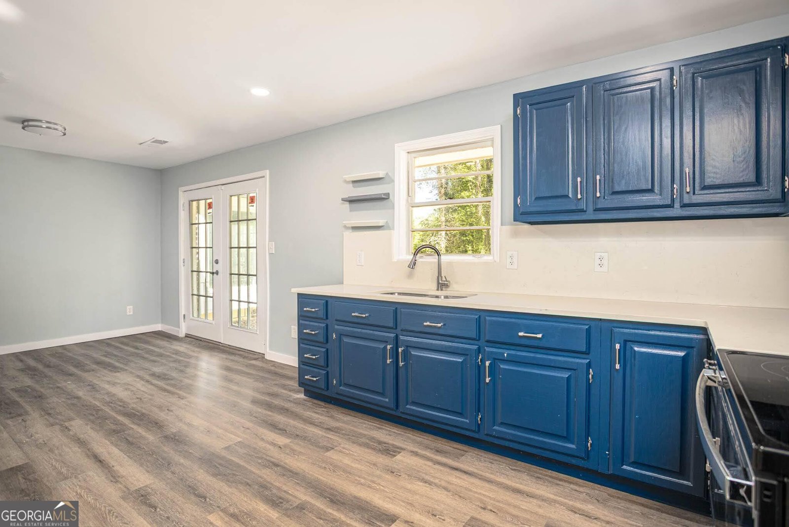 2933 Shelly Drive Atlanta - Photo 7