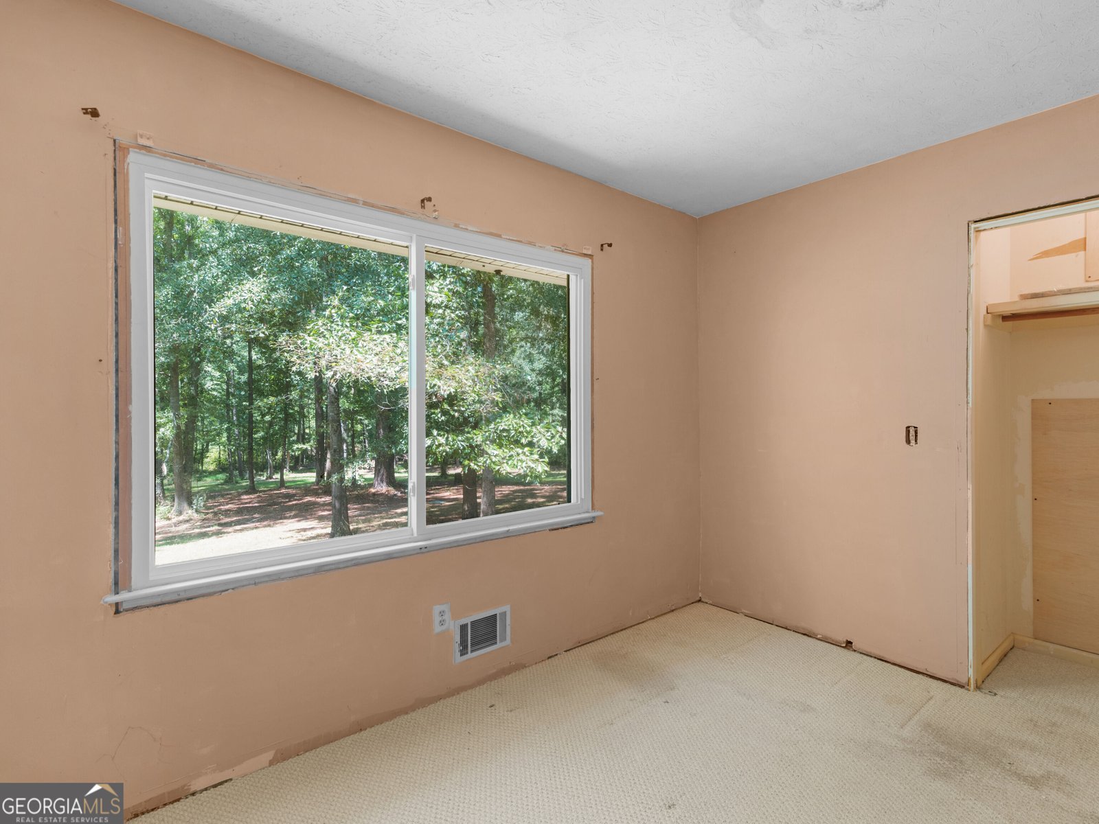 411 Moseley Drive Stockbridge - Photo 8