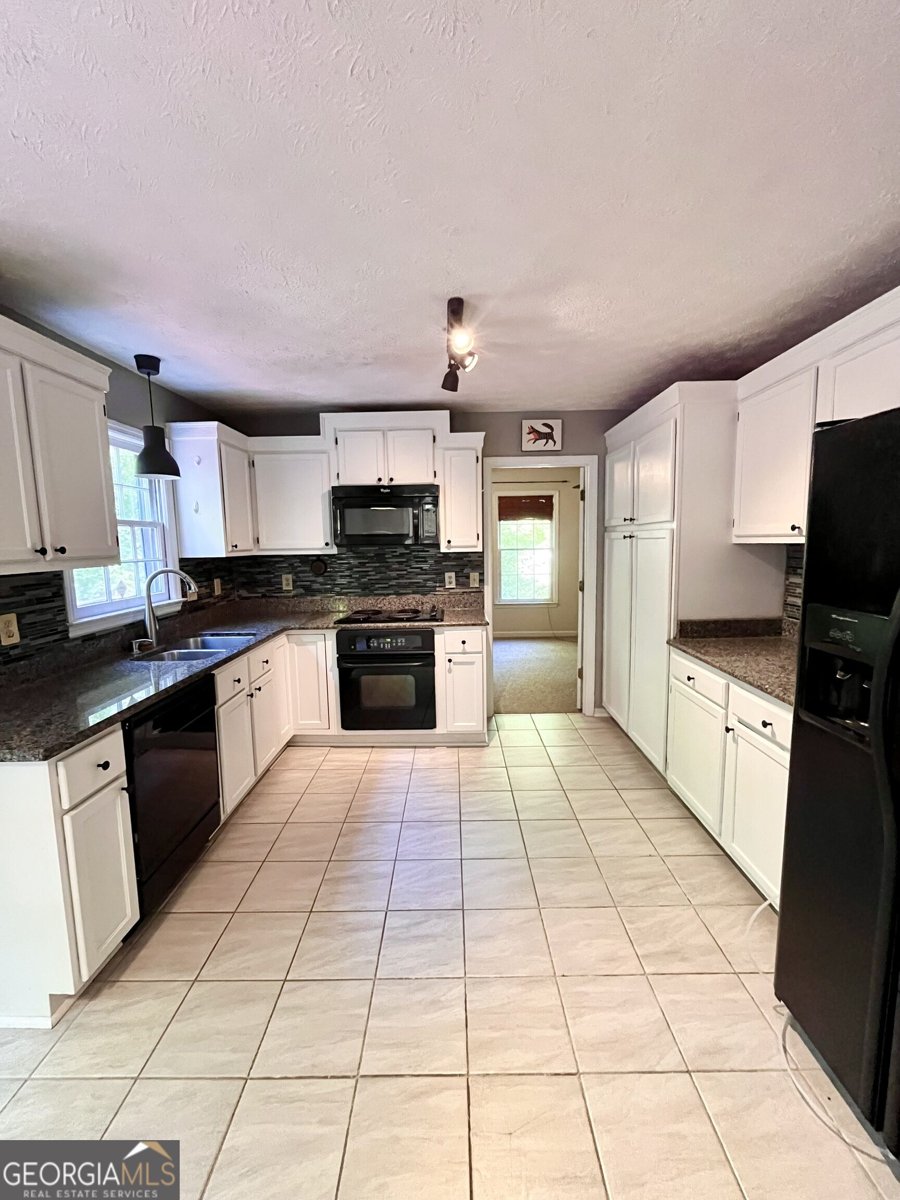215 McDuffie Drive Athens - Photo 10