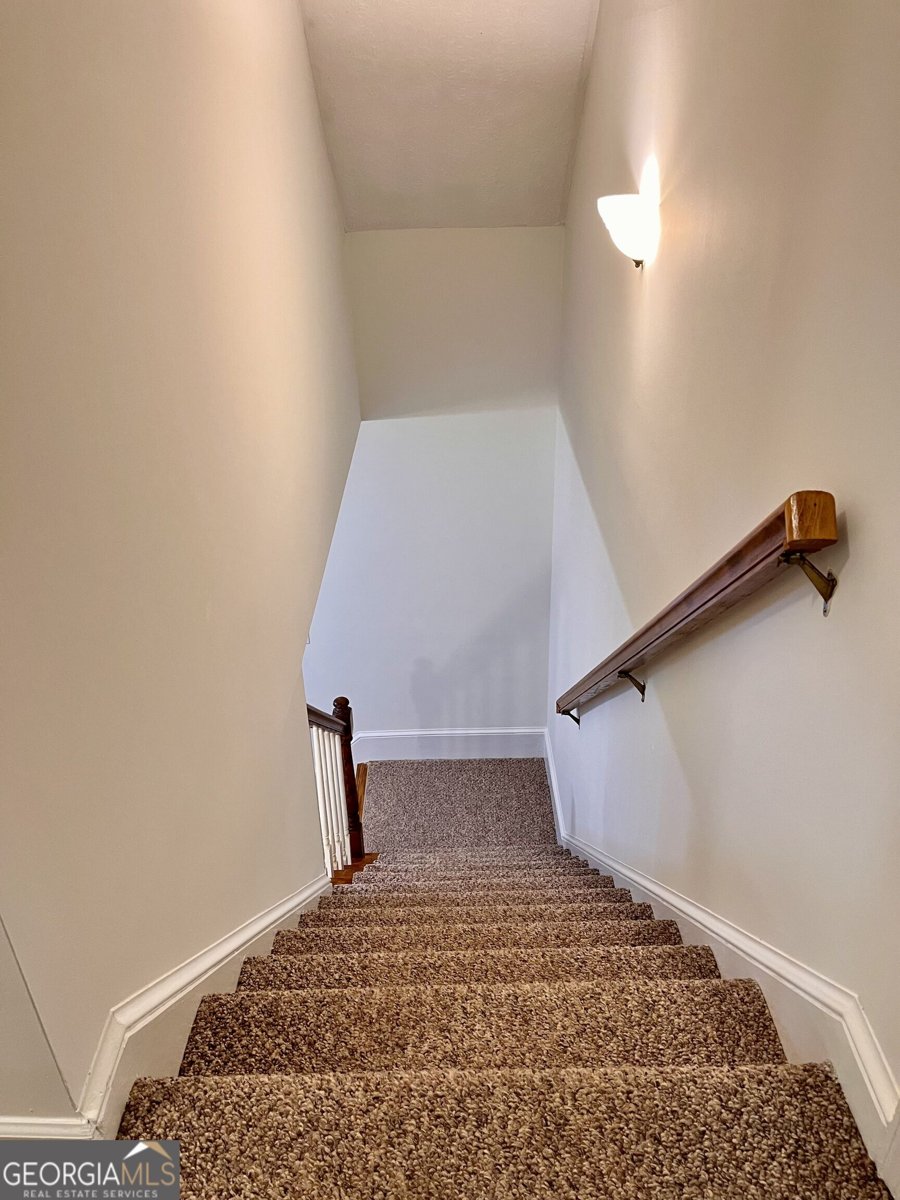 215 McDuffie Drive Athens - Photo 13