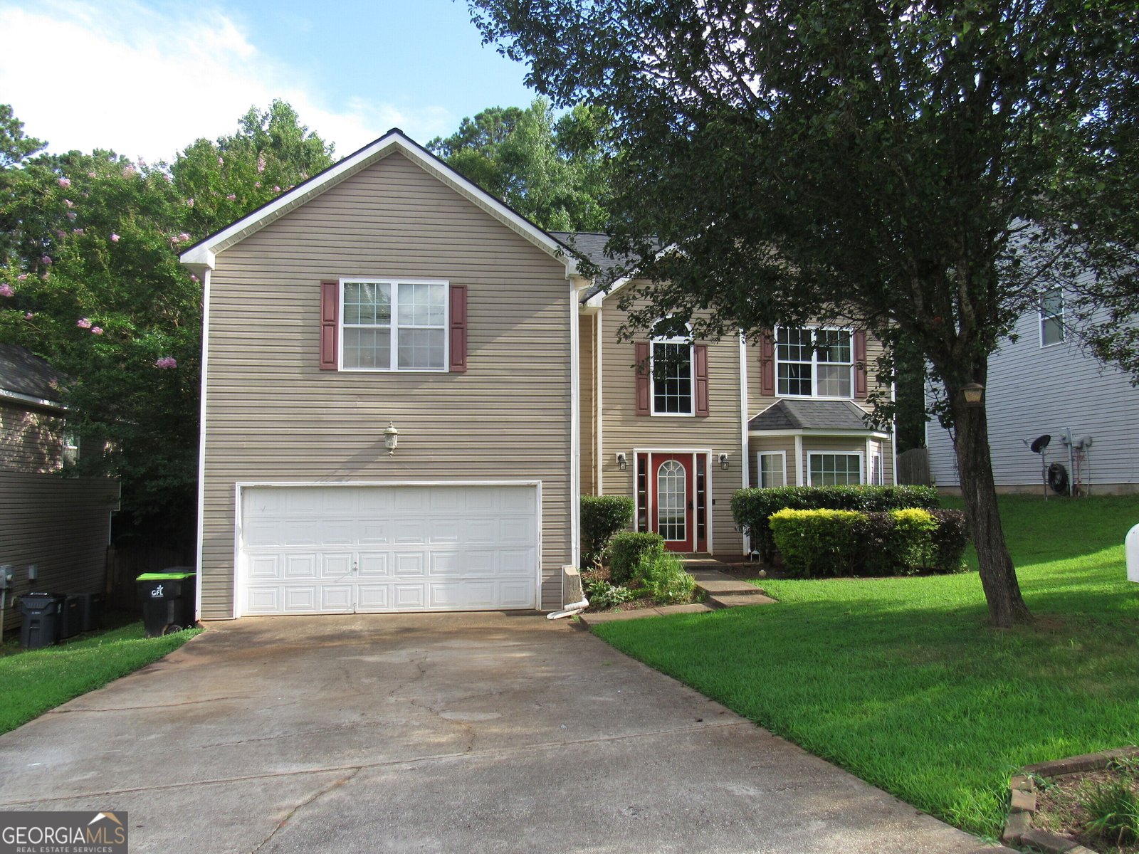 1043 Summer Gate Drive Villa Rica - main photo