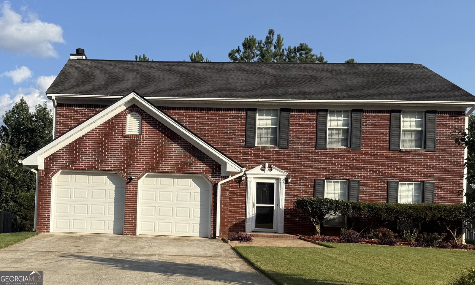 720 Madison Chase Drive Lawrenceville - main photo